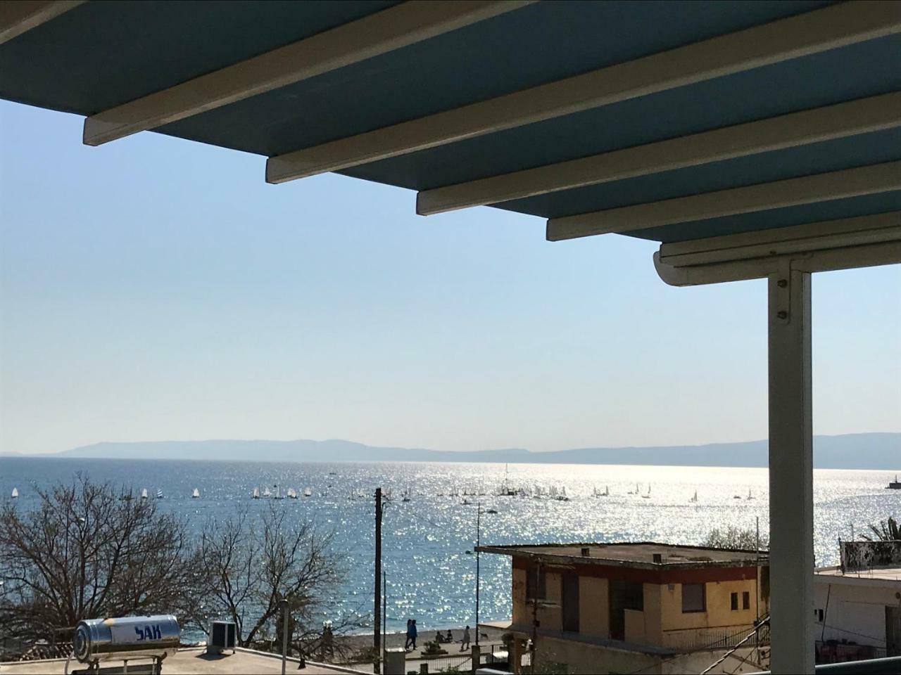 Ferienwohnung Tg Kalamata Beach Studio With Sea View Terrace Exterior foto